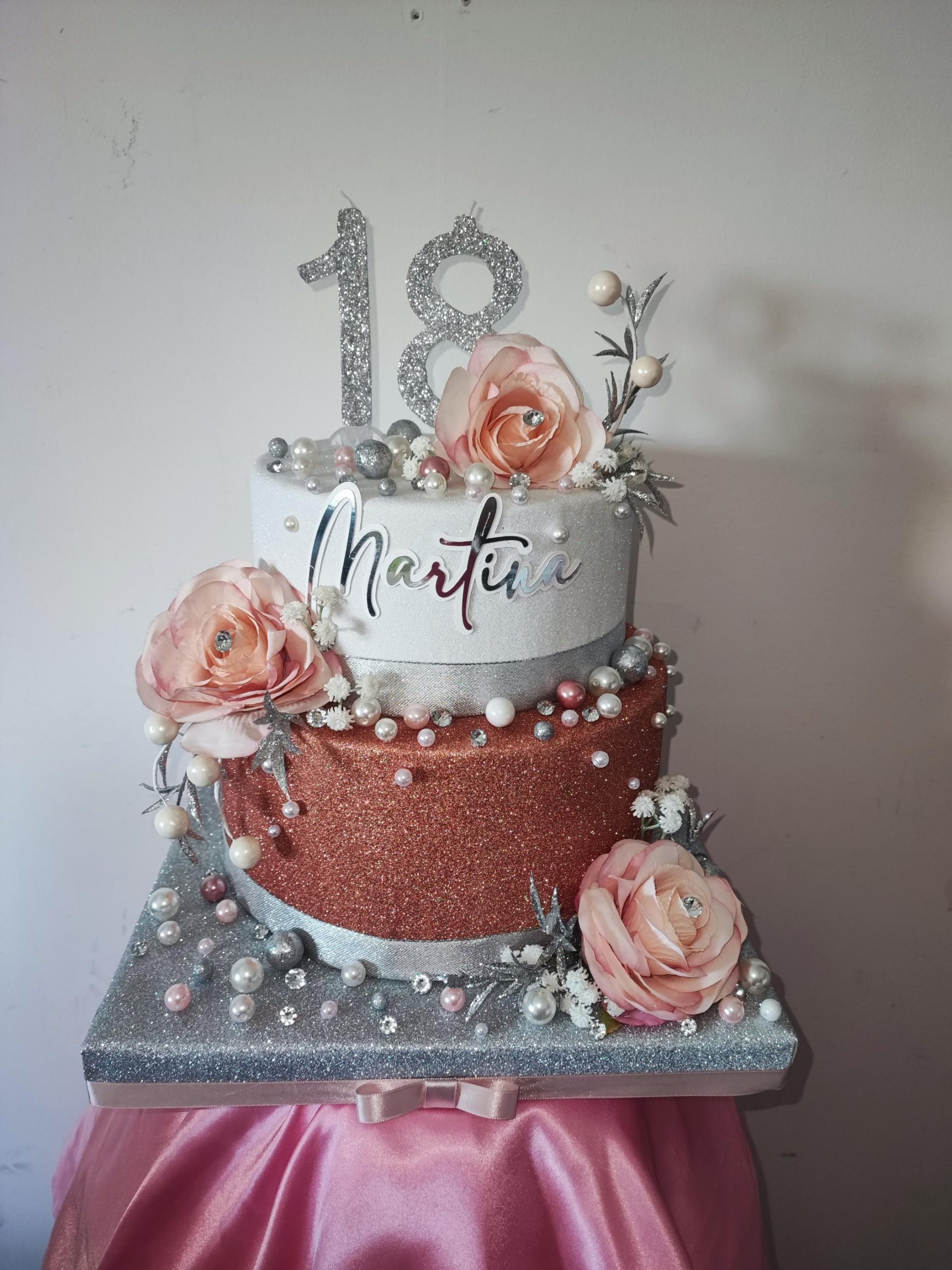 Torta per i 18 anni di Martina